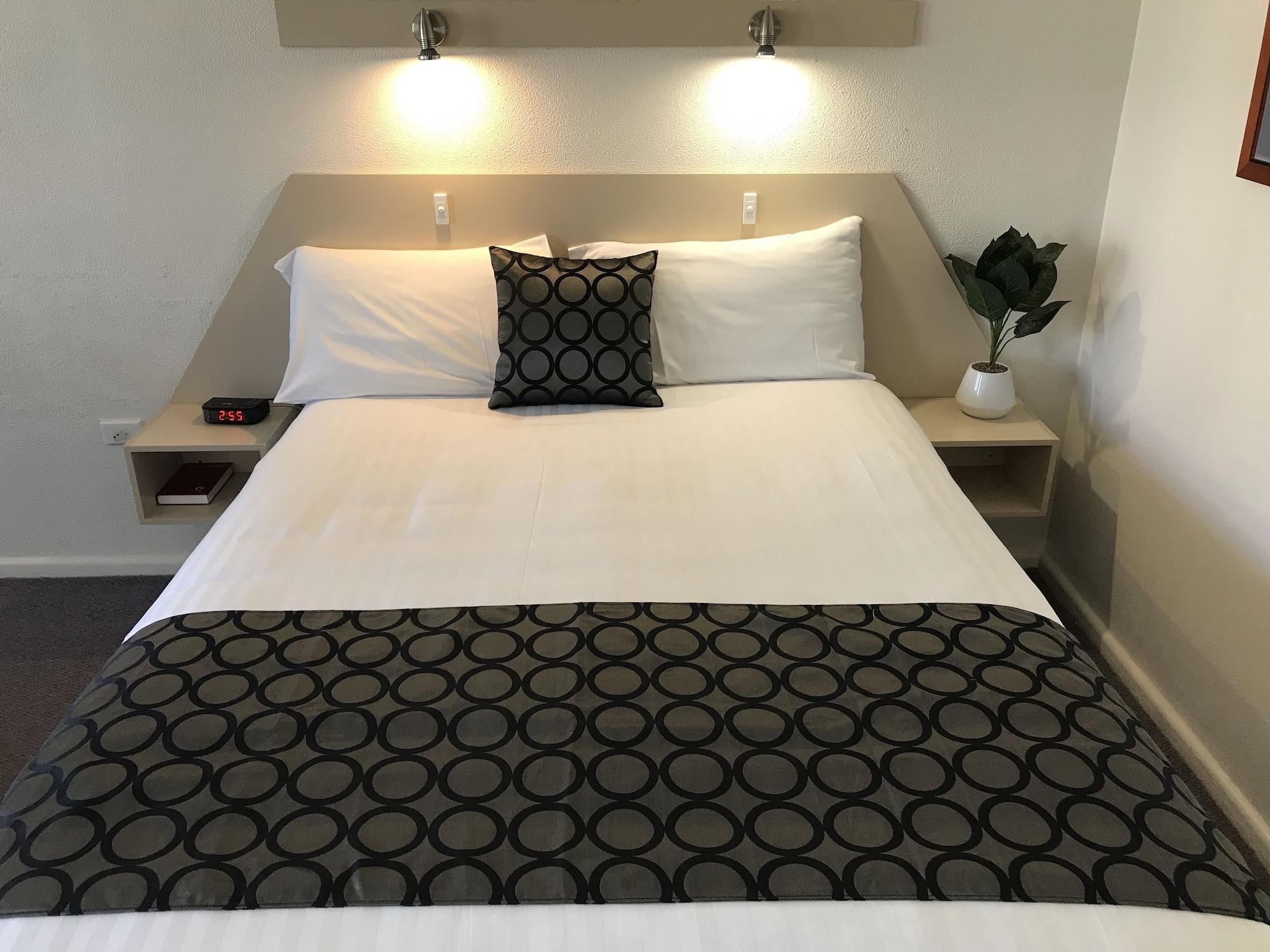 Cobb Inlander Motel Hay Bagian luar foto