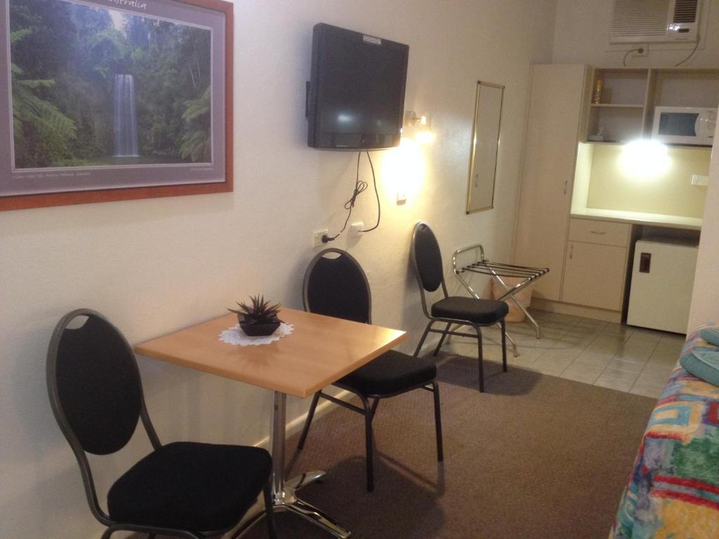 Cobb Inlander Motel Hay Ruang foto